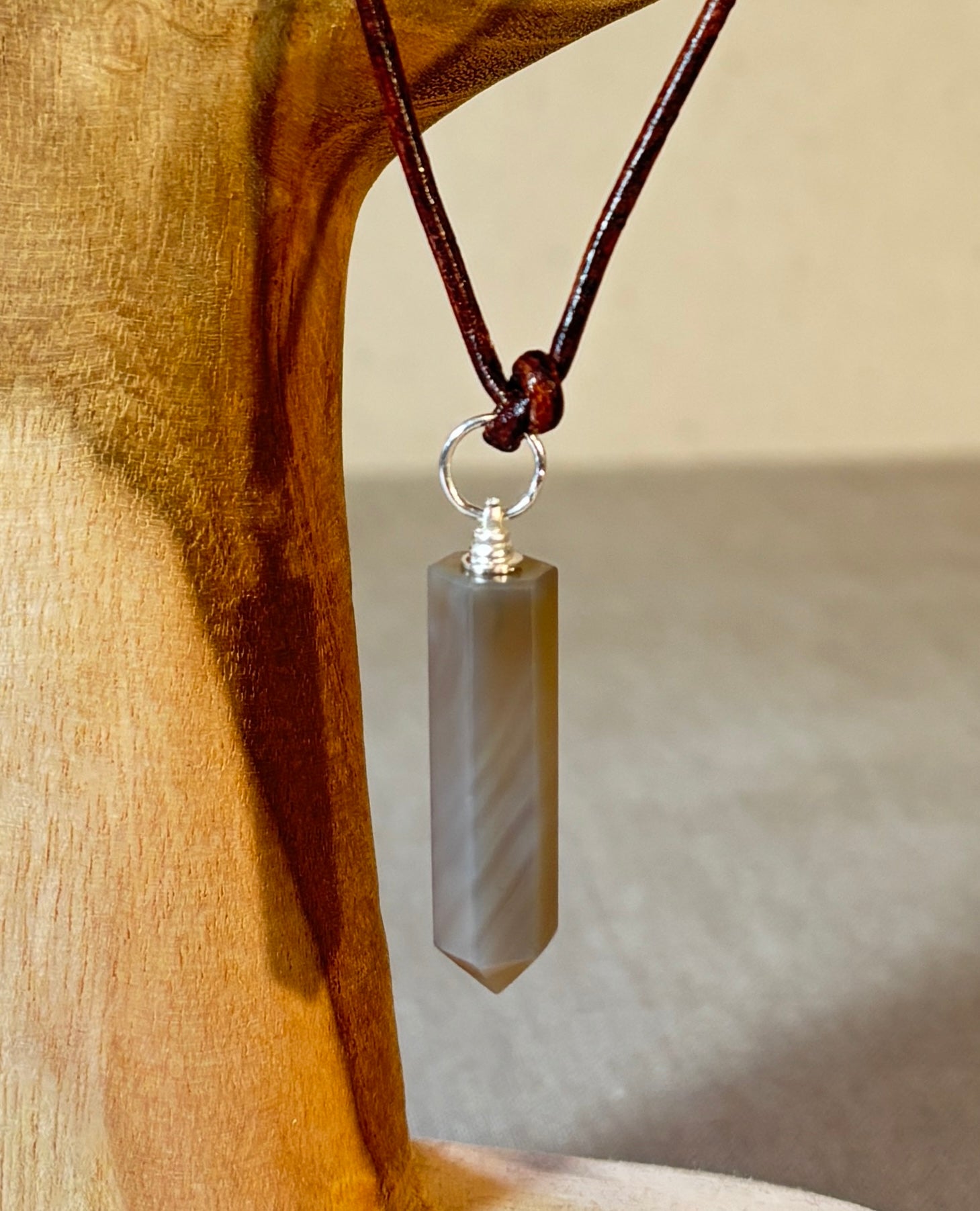 Point Pendant in Gray Agate