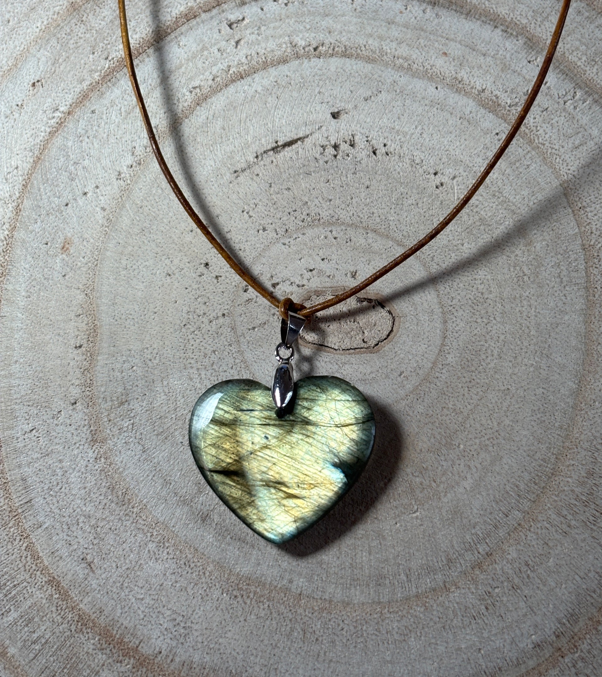 Heart Pendant in Labradorite.. Green Hues